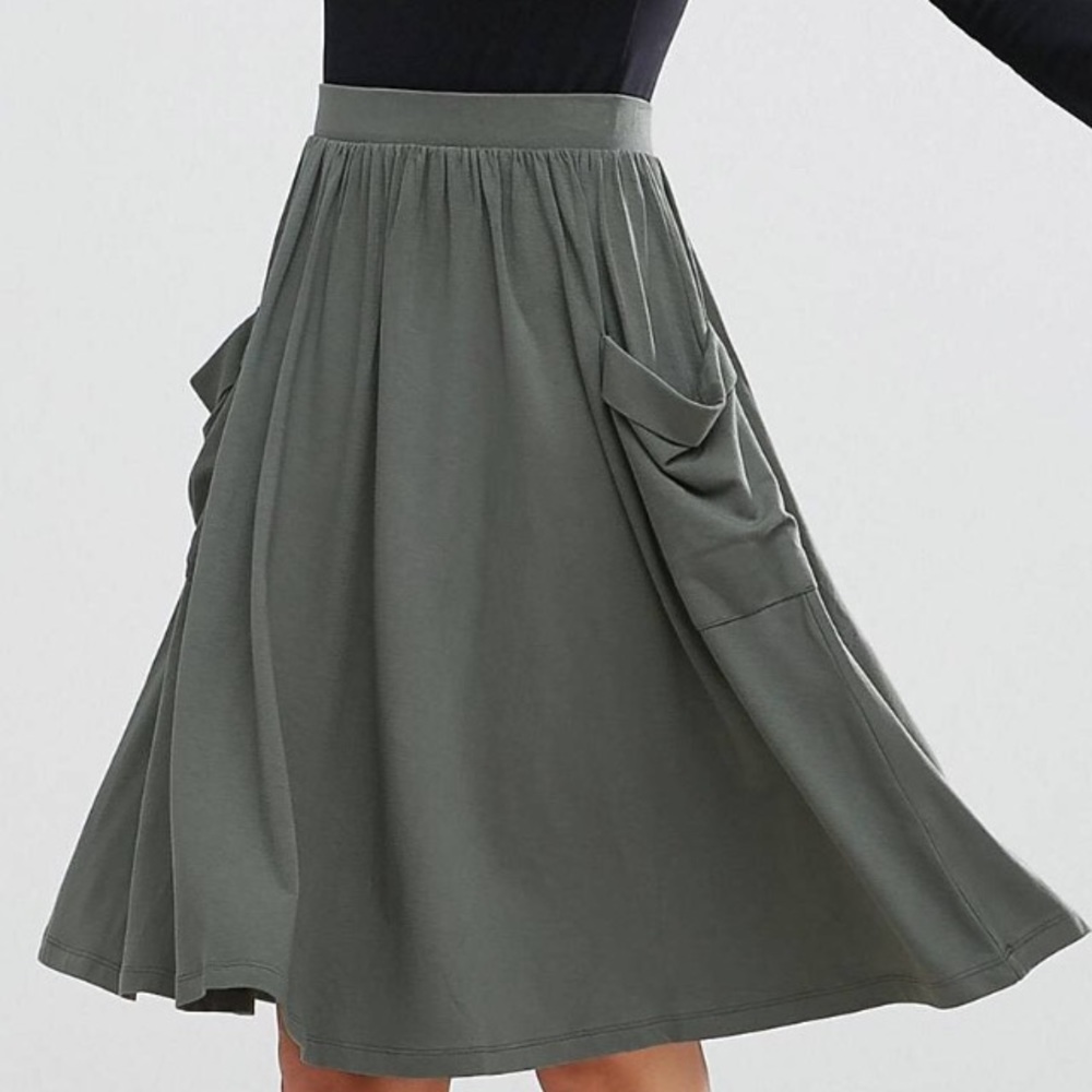 Green midi skirt